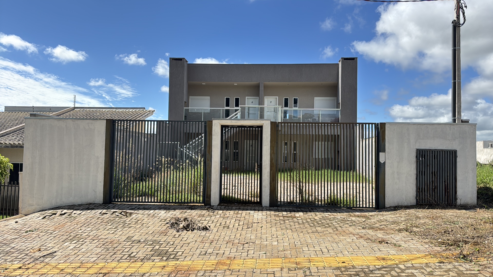 Rua Buenos Aires 1140 Residência 02 - Condomínio Residencial Careaga - Campos do Iguaçu - Foz do Iguaçu/PR — foto principal